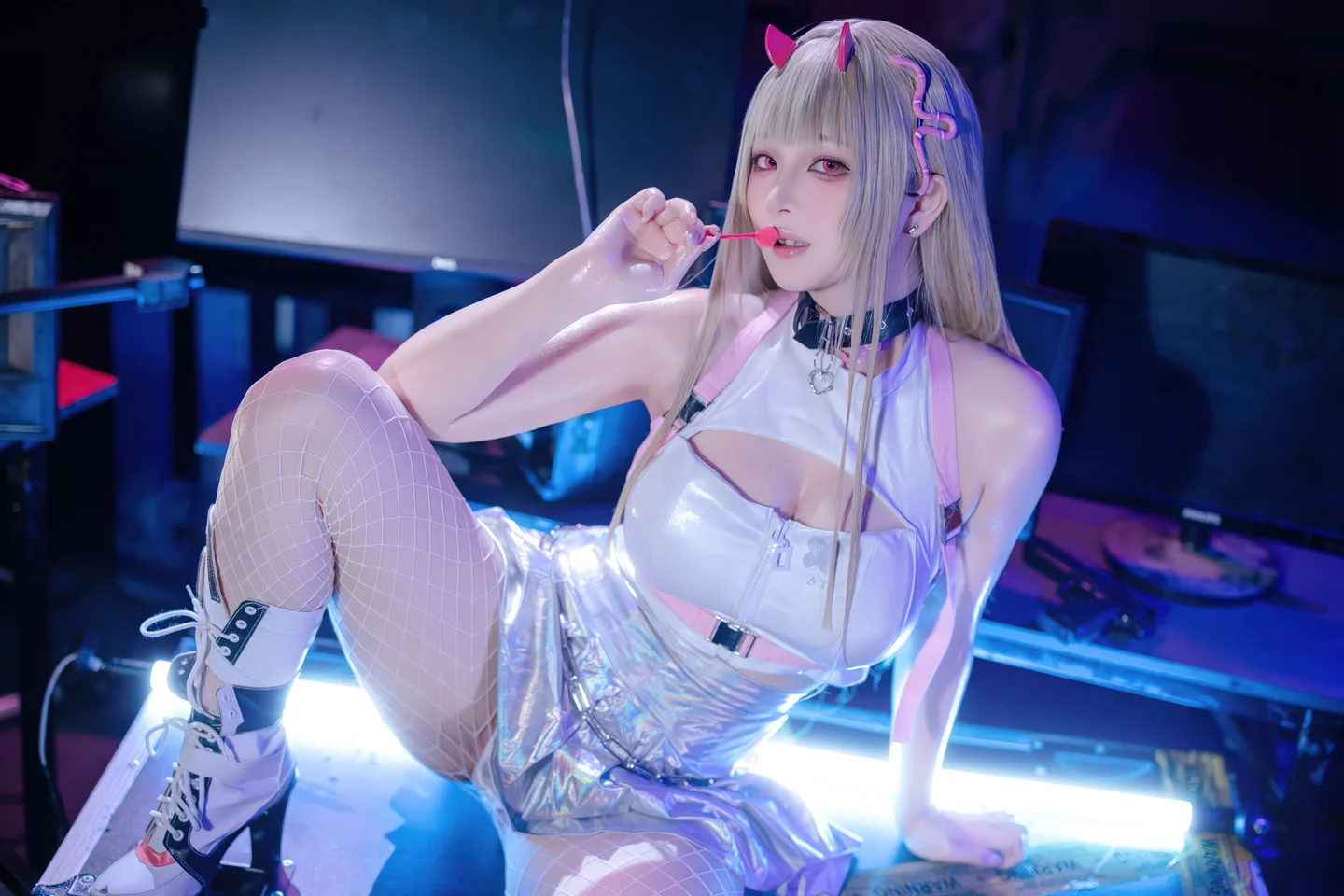 屿鱼 - No.073 胜利女神：妮姬 毒蛇 [86P-1.01GB] tg@simisebaisi 【丝足阁】038.webp